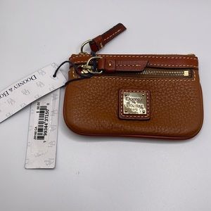 Dooney and Burke zipper card wallet